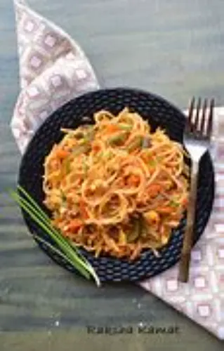 Egg Noodles (Schezwan)
